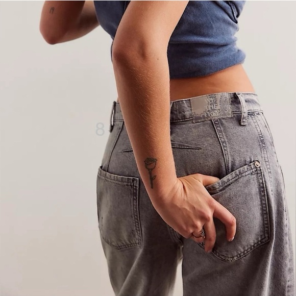 Free People Good Luck Barrel Jeans Size 24 - Picture 2 of 9